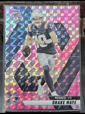 Panini Mosaic Football Card : PINK CAMO - Drake Maye Patriots 2025